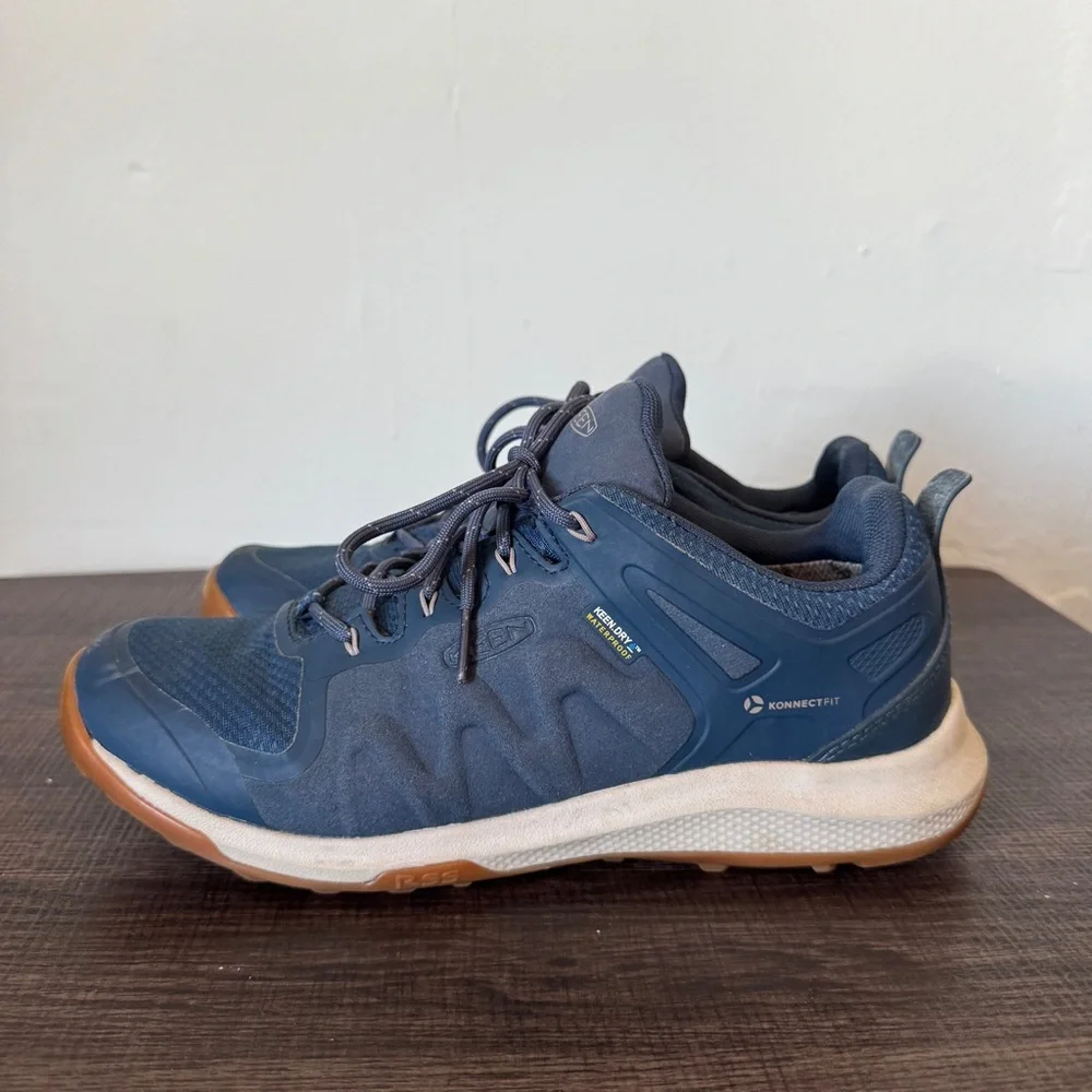 Keen Dry Women’s Navy Blue Athletic Shoes with Gum Outsoles Waterproof